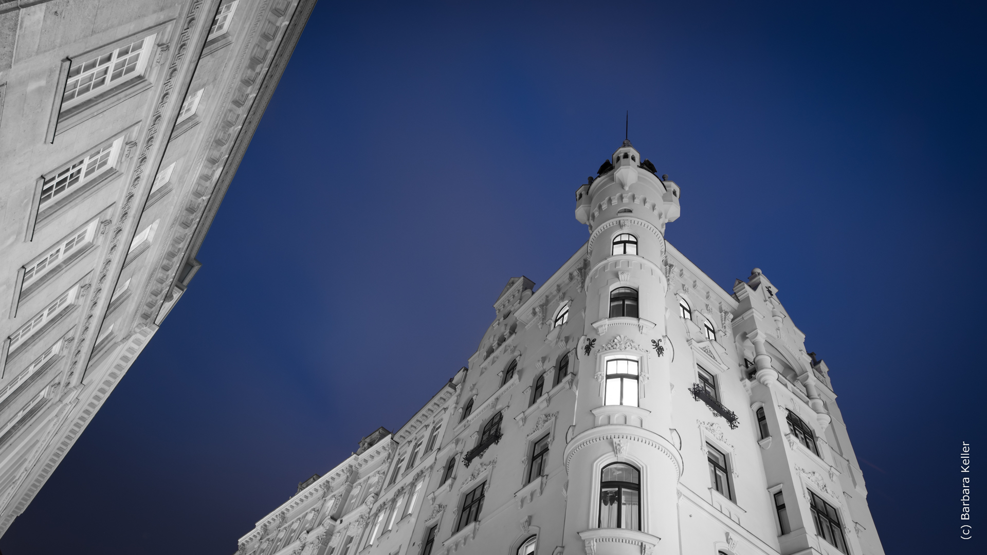 Architektur Nachtaufnahme - Blaue Stunde in Wien Innenstadt